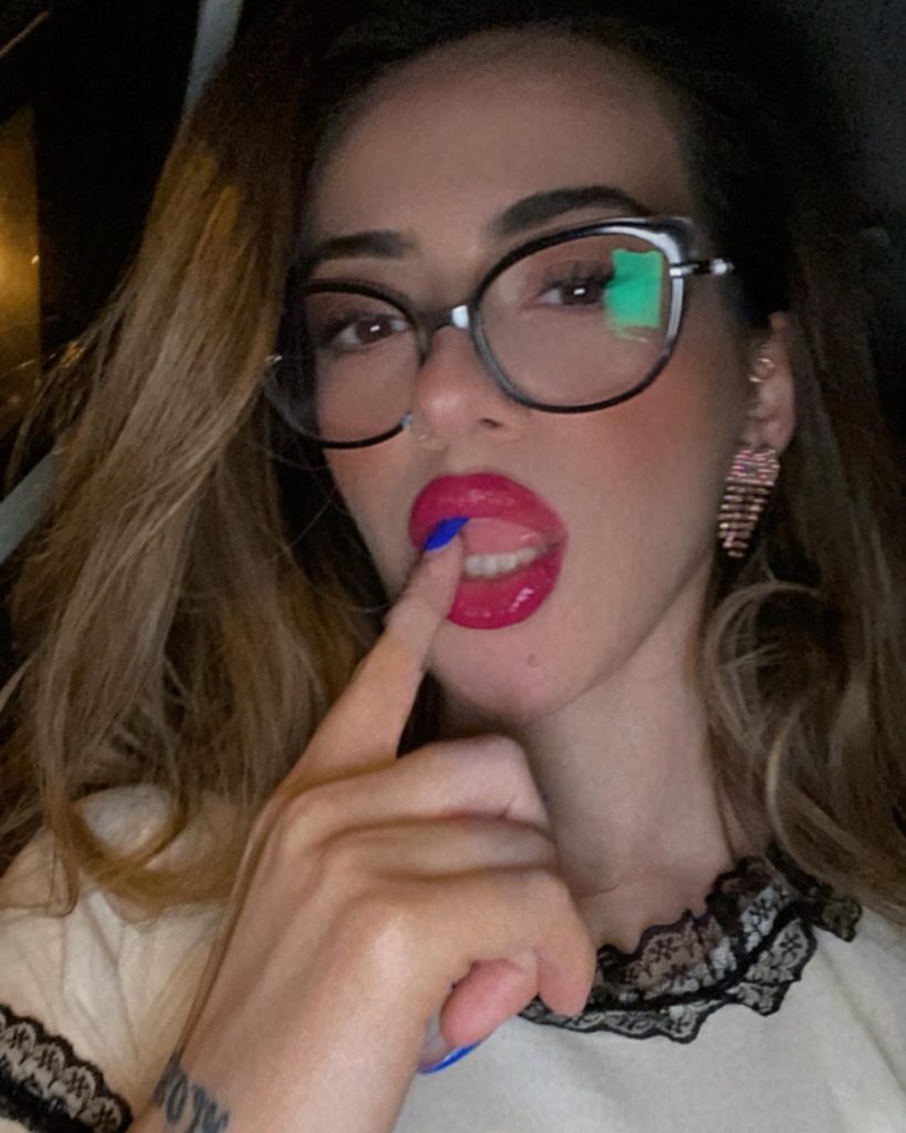 Öznur Güven ardent sexy