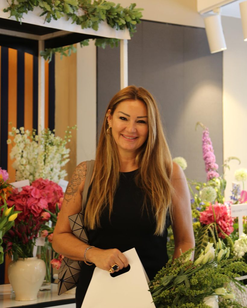 Pınar Altuğ looks porn