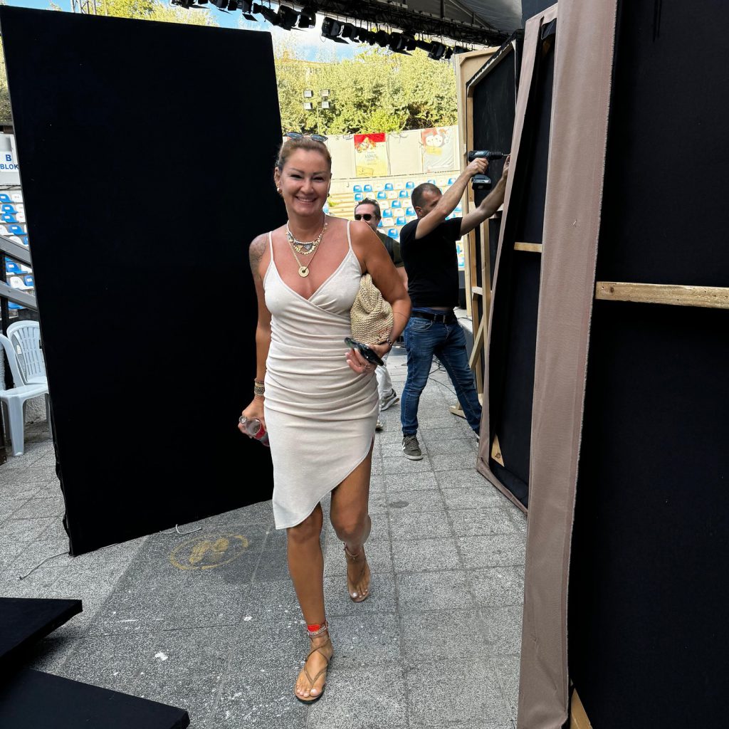 Pınar Altuğ modeling sex