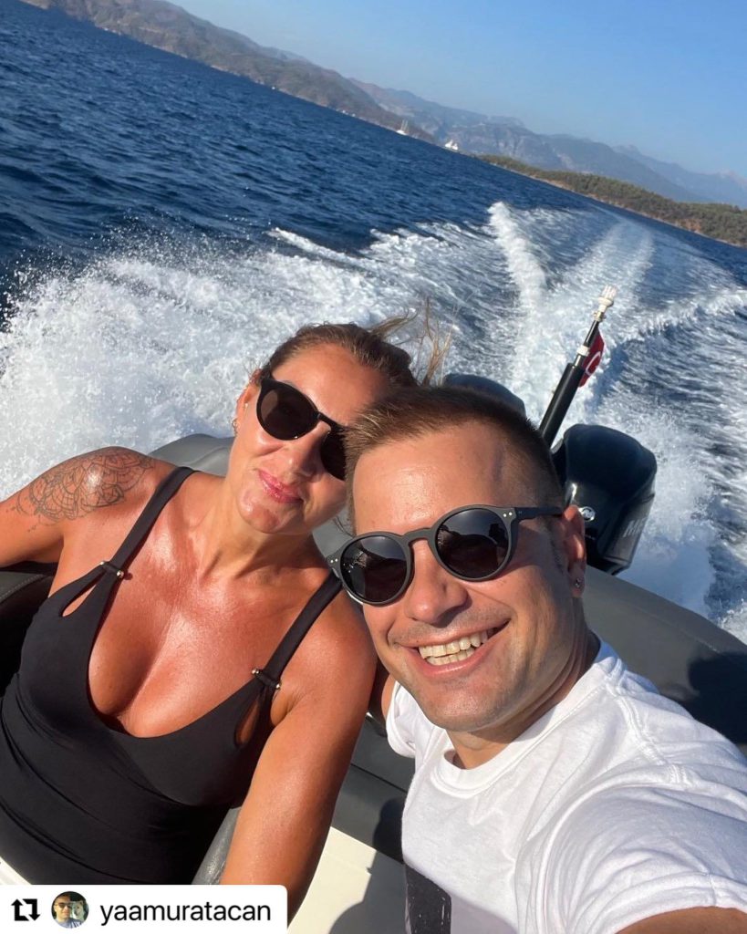 Pınar Altuğ smiles xxx