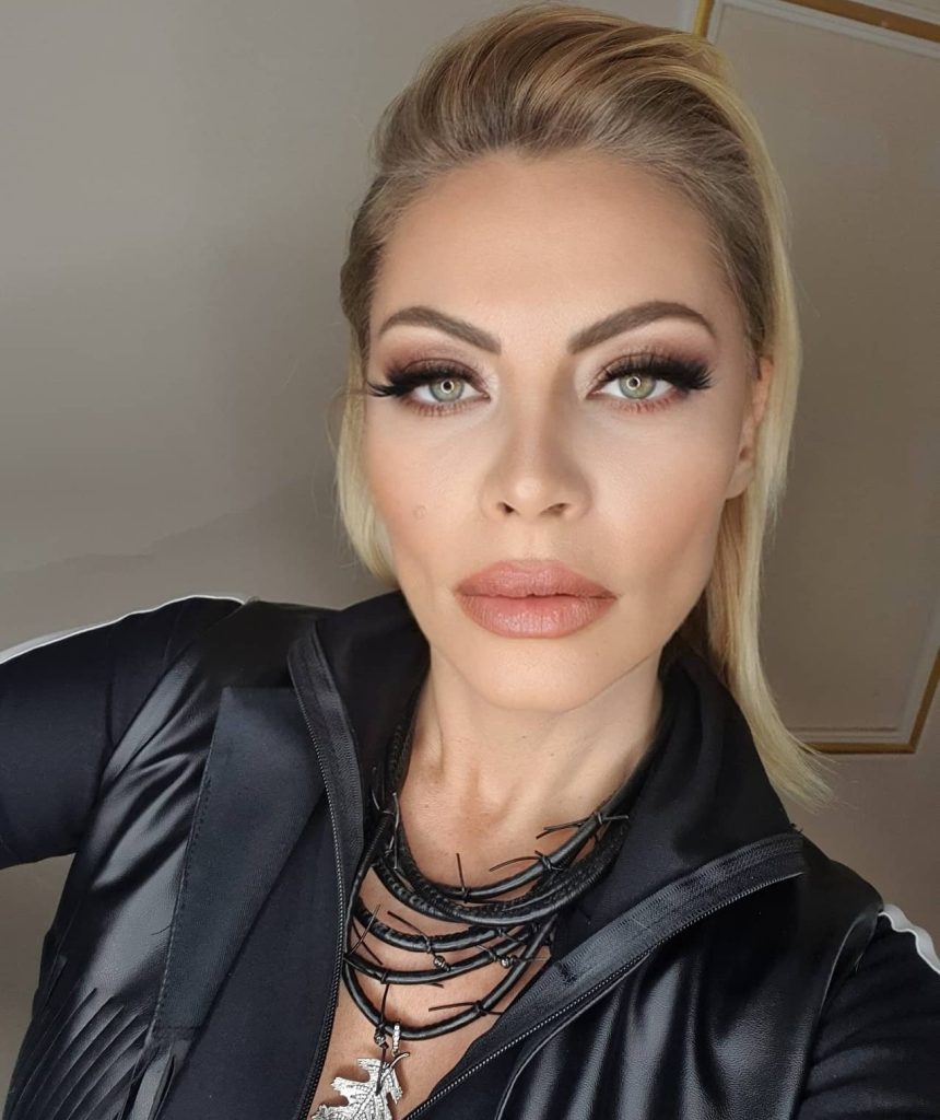 Seray Sever depicts fire hot bikini