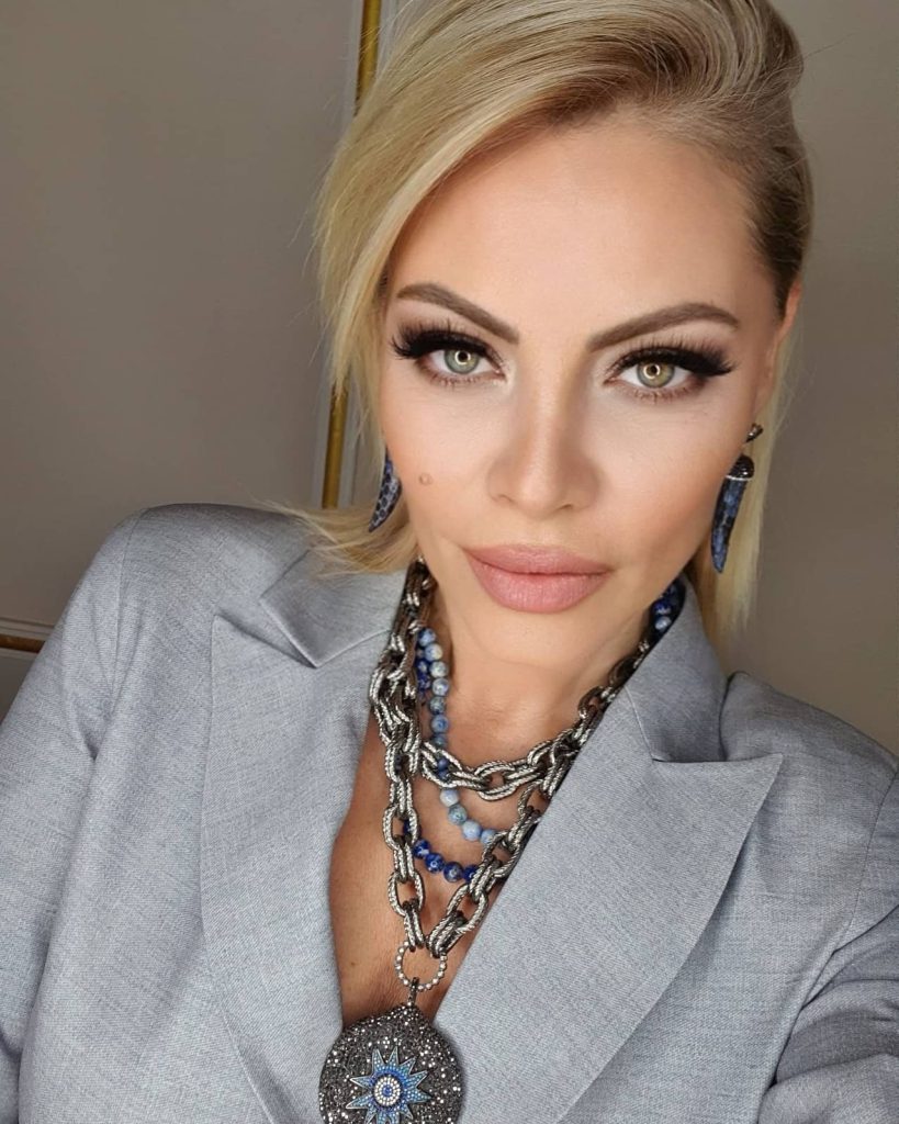 Seray Sever depicts fire nude