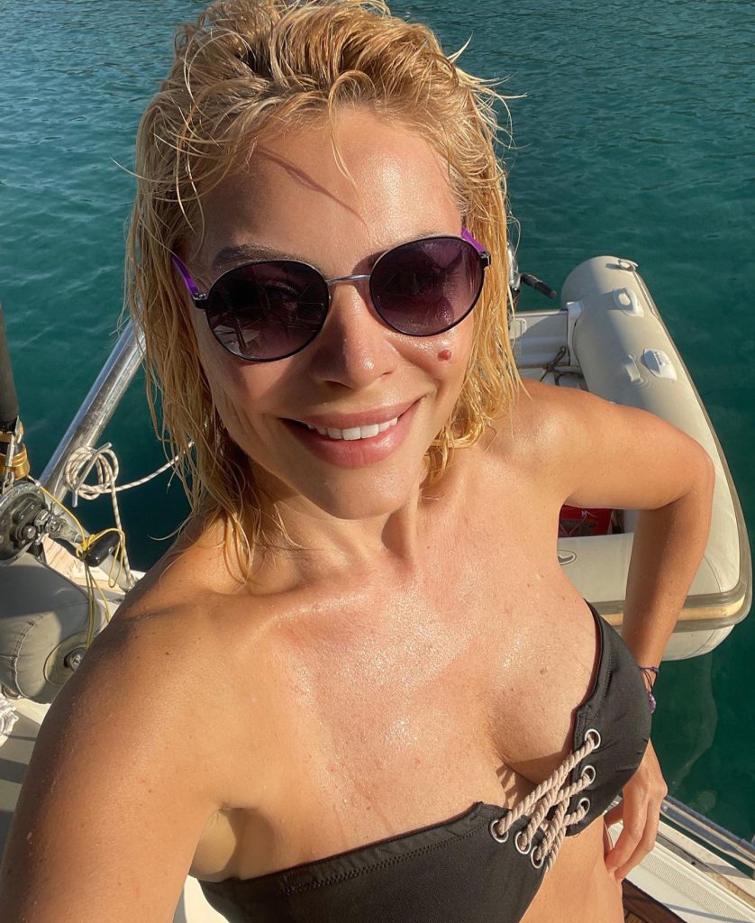 Seray Sever looks nudes