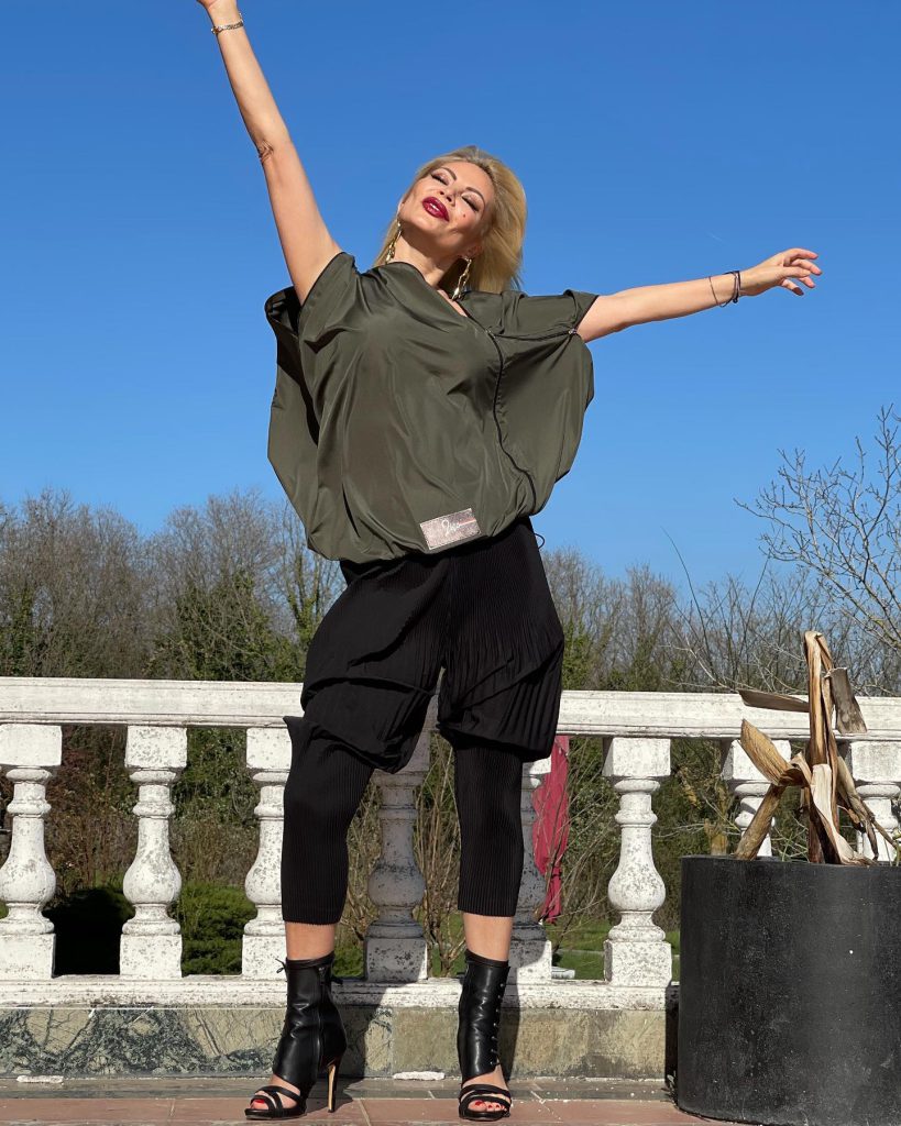 Seray Sever looks xxx porn