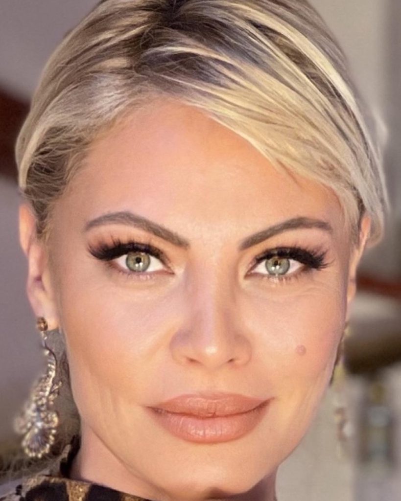 Seray Sever smiles xxx porn