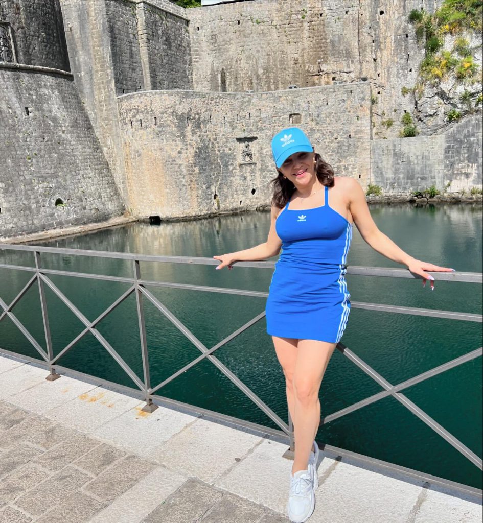 Serpil Cansız ardent sex scenes