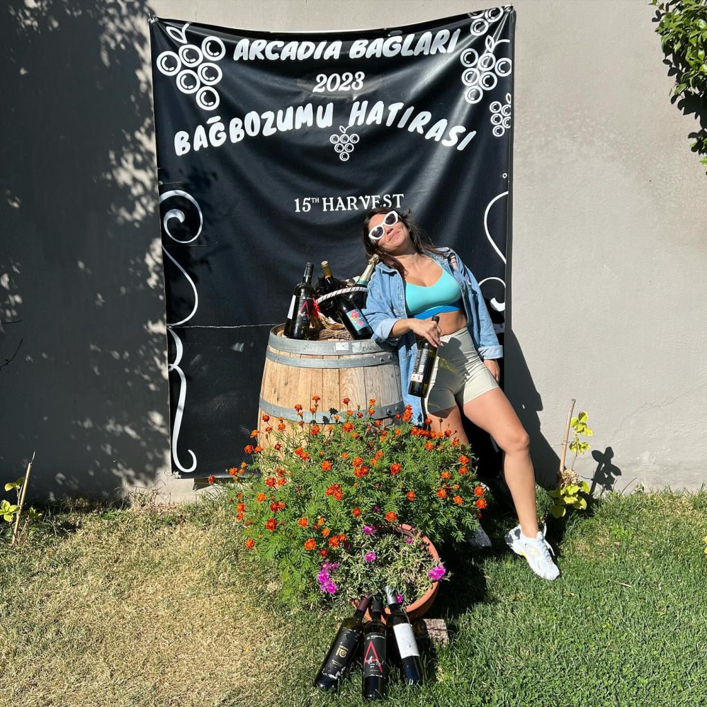 Serpil Cansız beautiful sex scenes