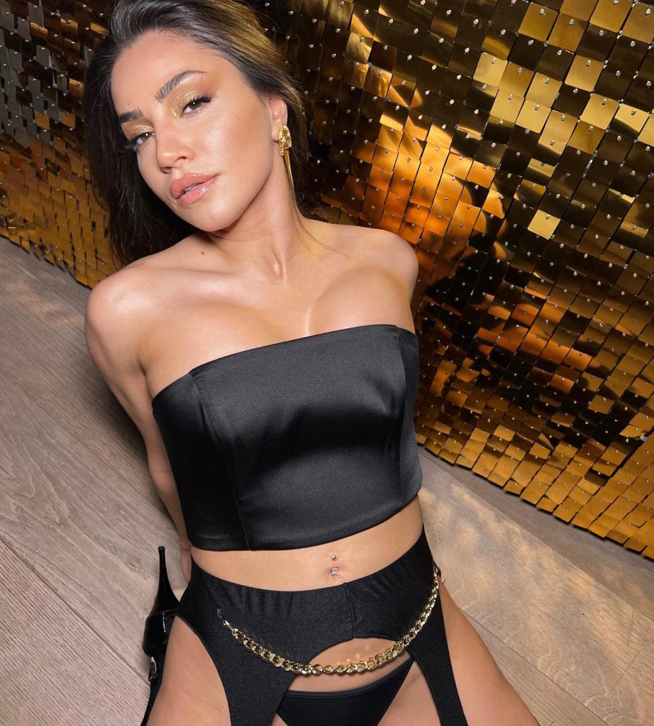 Serpil Cansız smiles xxx