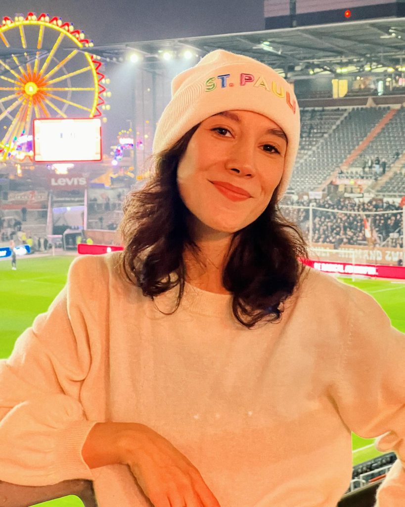 Sibel Kekilli looks pussy
