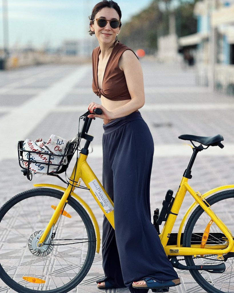 Sibel Kekilli modeling boobs