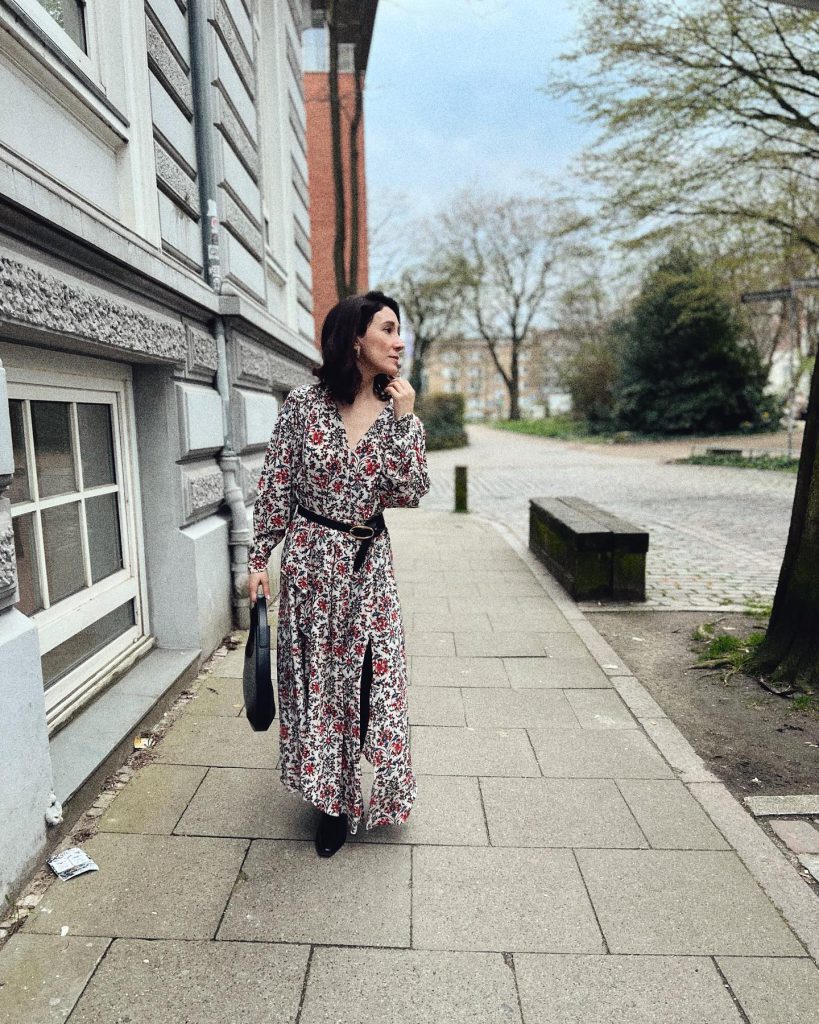 Sibel Kekilli poses hot xxx