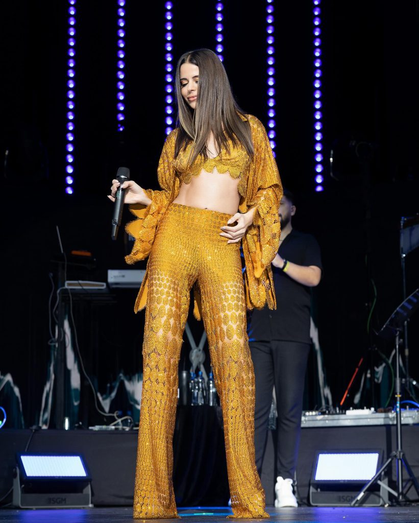 Simge depicts fire xxx