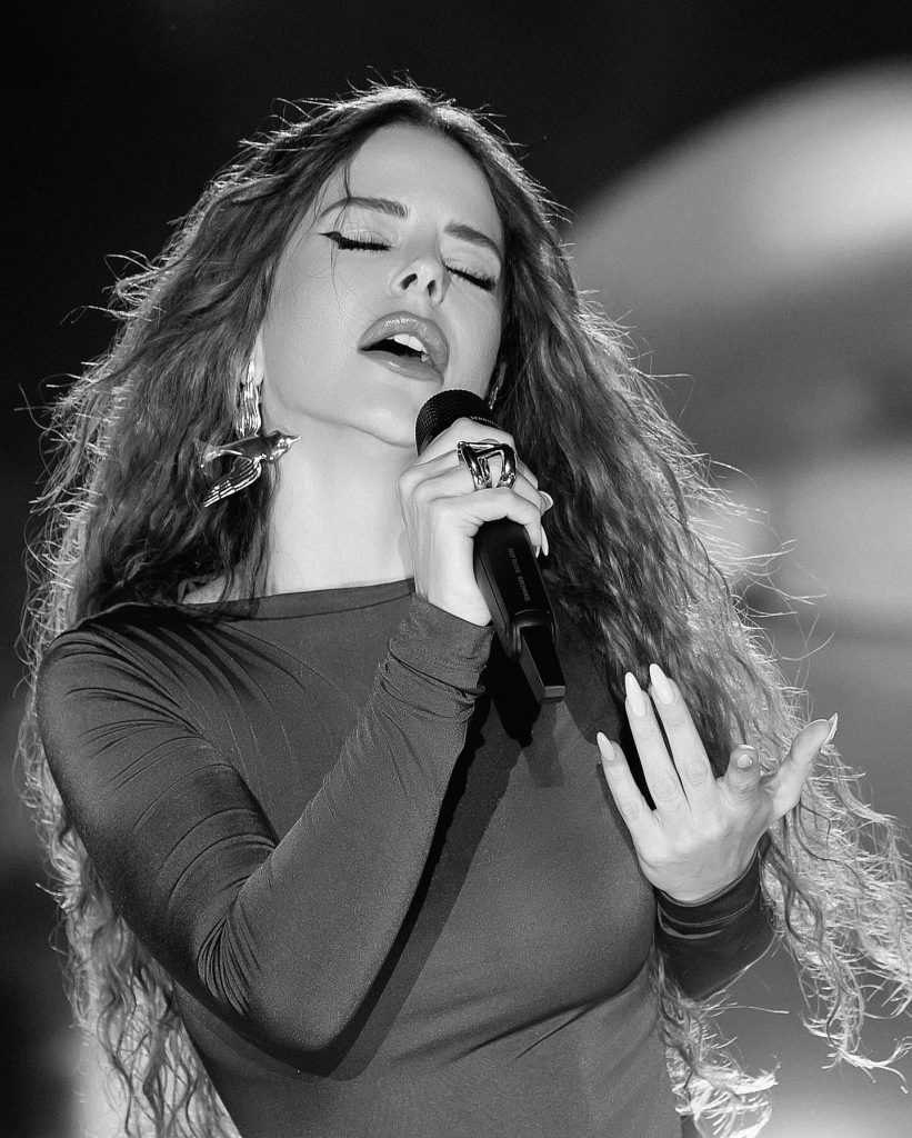 Simge modeling sex scenes