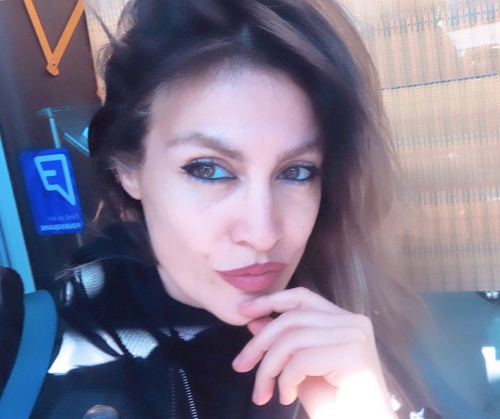 Tuğba Ekinci beautiful boobs