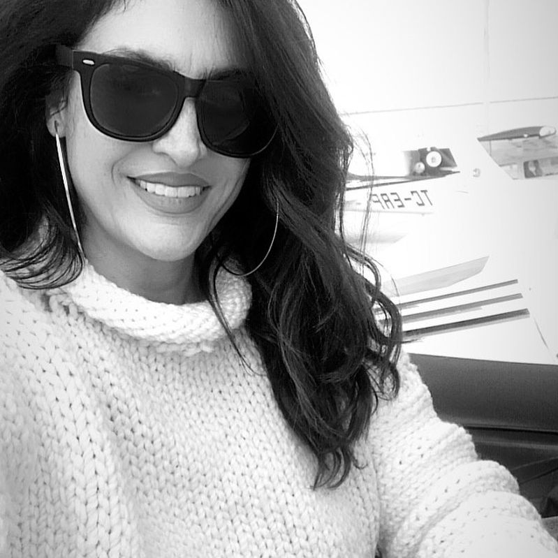 Tuğba Ekinci looks boobs