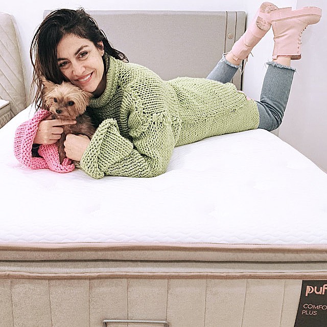 Tuğba Ekinci looks hot