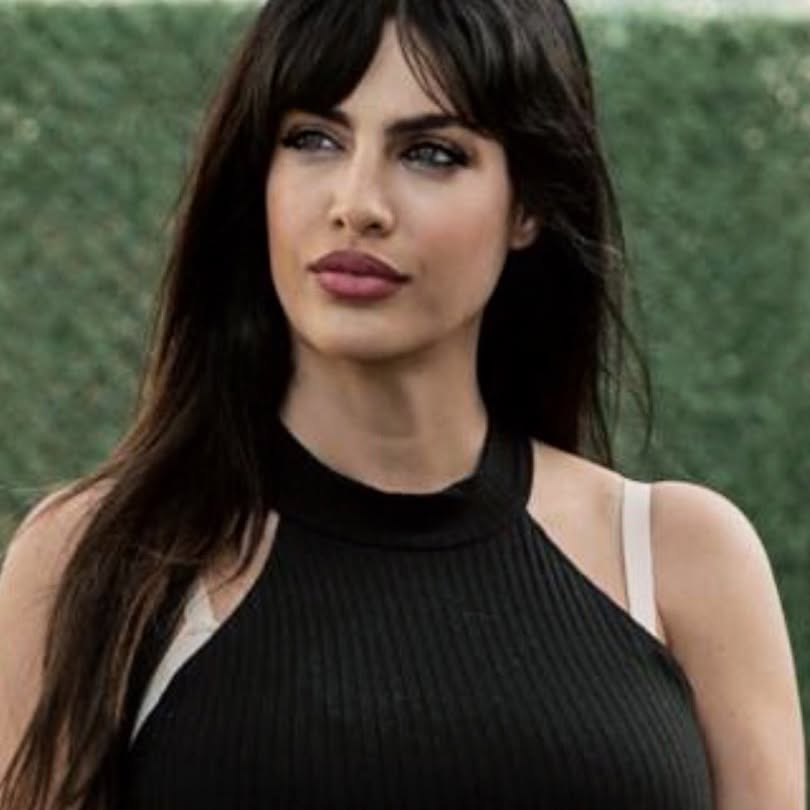 Tuğba Ekinci modeling hot photos