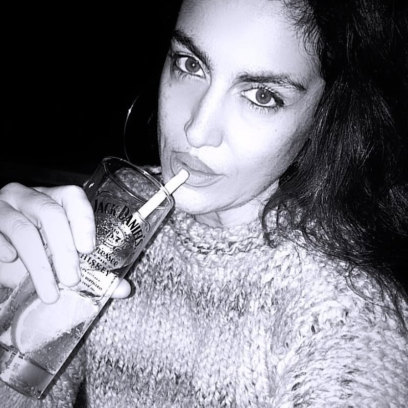 Tuğba Ekinci modeling porn