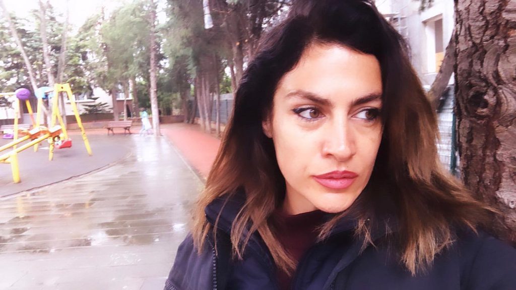 Tuğba Ekinci poses sex