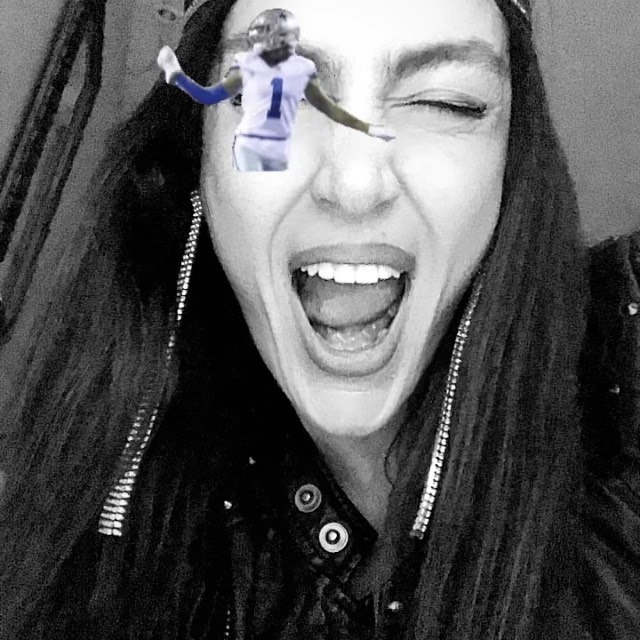 Tuğba Ekinci smiles nude pics