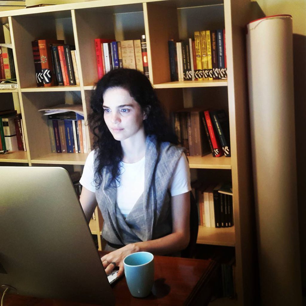 Tuğçe Kazaz modeling xxx sex