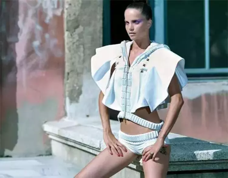 Tuğçe Kazaz poses hot bikini