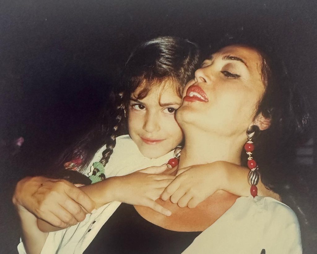 Türkan Şoray depicts fire xxx porn