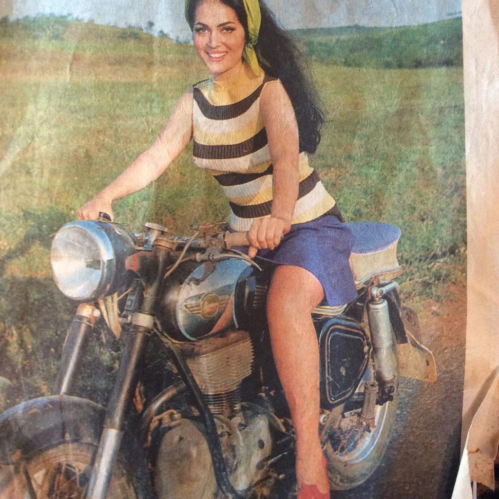 Türkan Şoray looks pussy