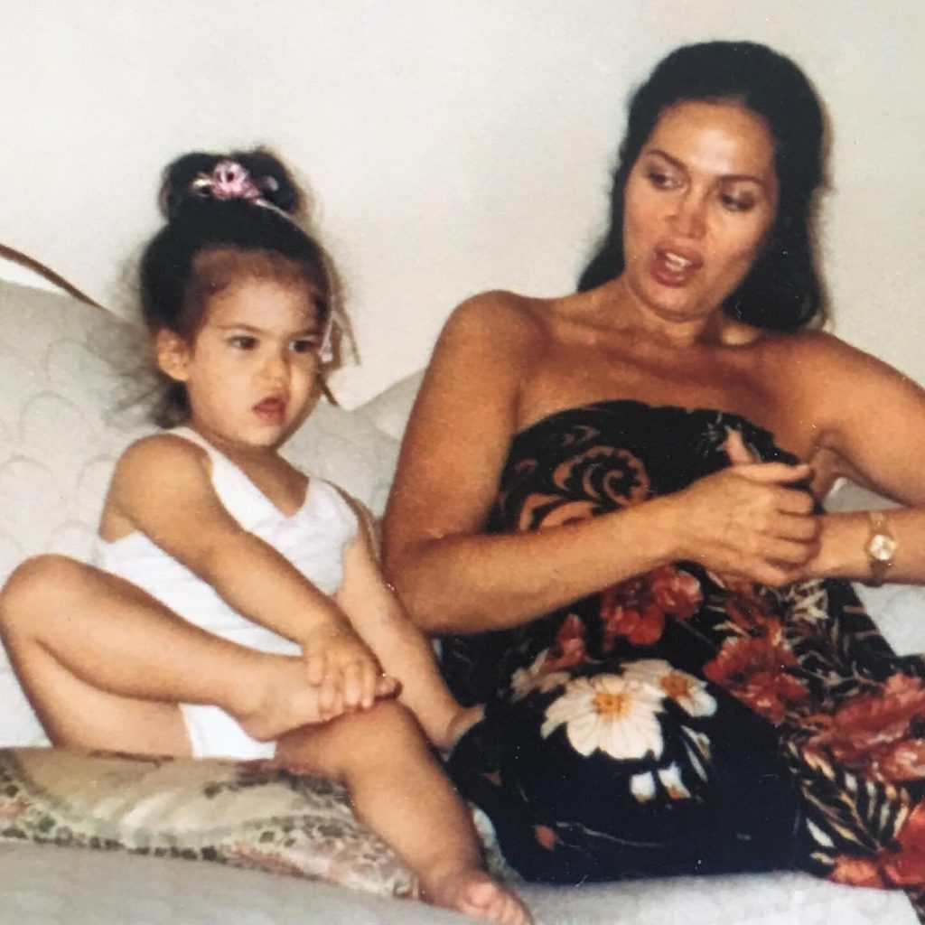 Türkan Şoray looks sexy