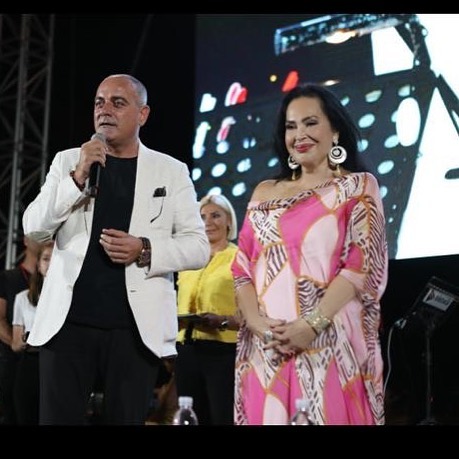 Türkan Şoray modeling hot photos