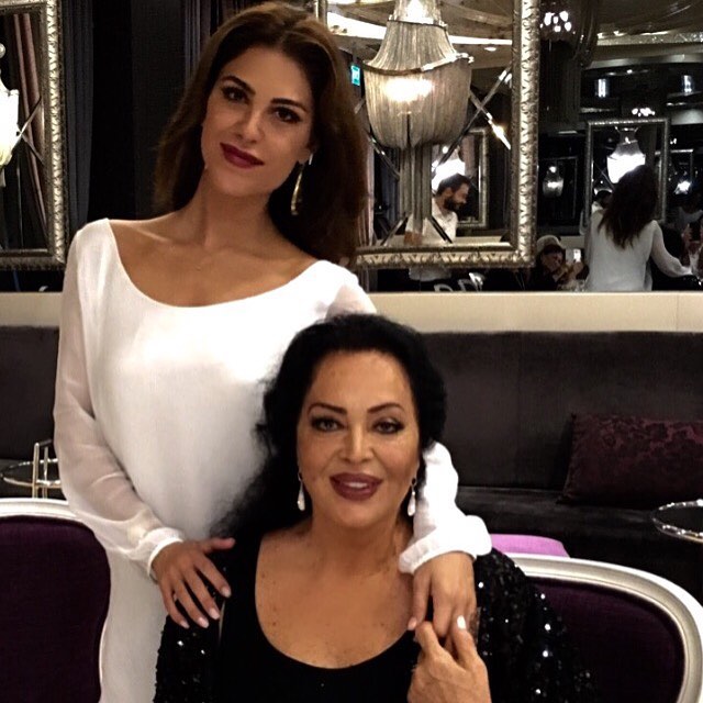 Türkan Şoray modeling hot pics