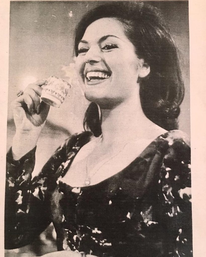 Türkan Şoray poses hot photos