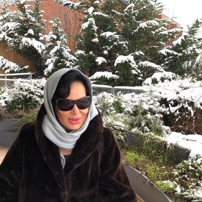 Türkan Şoray smiles fuck